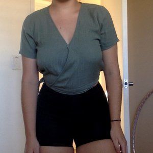 Linen crop top in olive